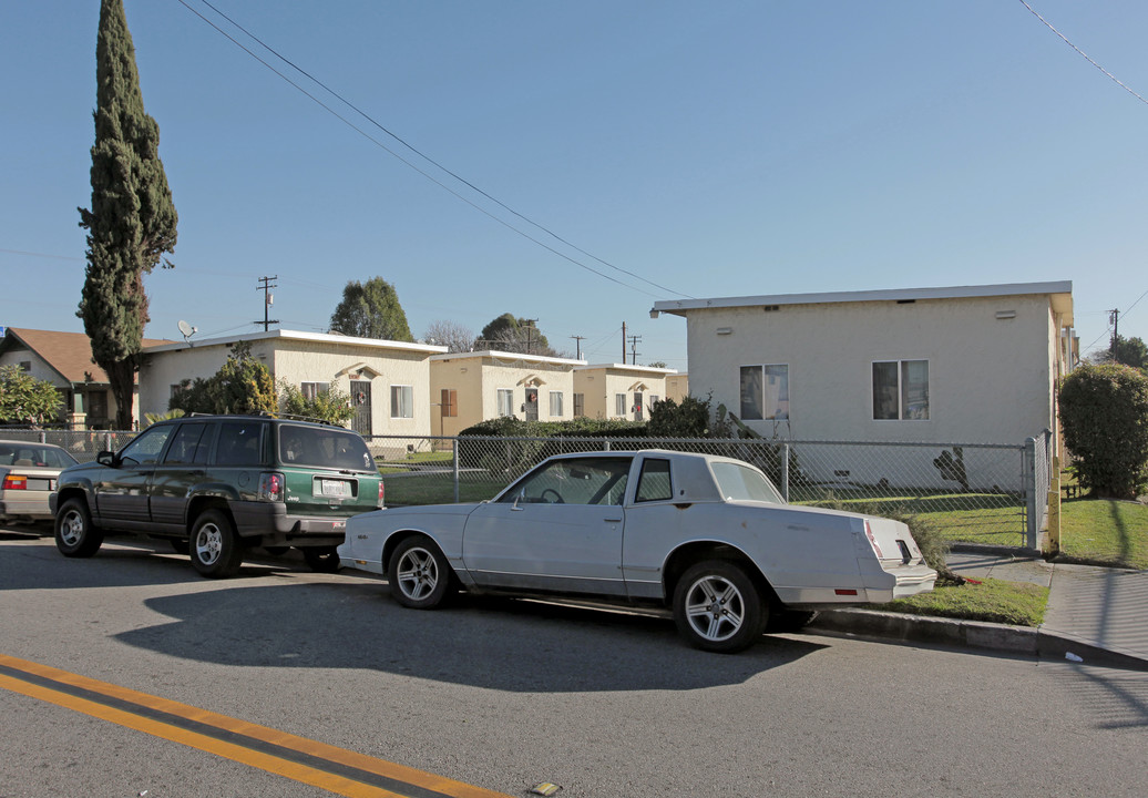 5930 Loma Vista Ave in Huntington Park, CA - Building Photo