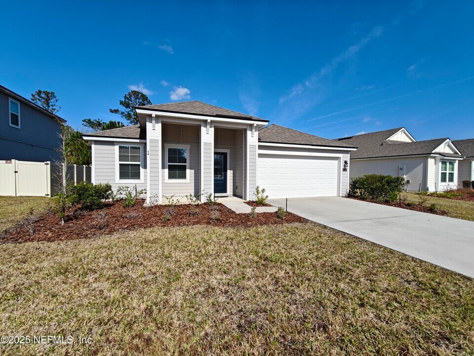 70481 Winding River Dr in Yulee, FL - Building Photo