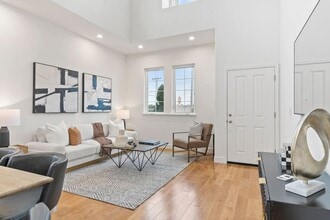 832 Skycrest Drive in San Bruno, CA - Building Photo - Building Photo