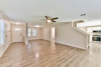 6401 Marble Creek Loop in Austin, TX - Building Photo - Building Photo
