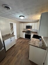 610 12th Ave NE in Jacksonville, AL - Building Photo - Building Photo