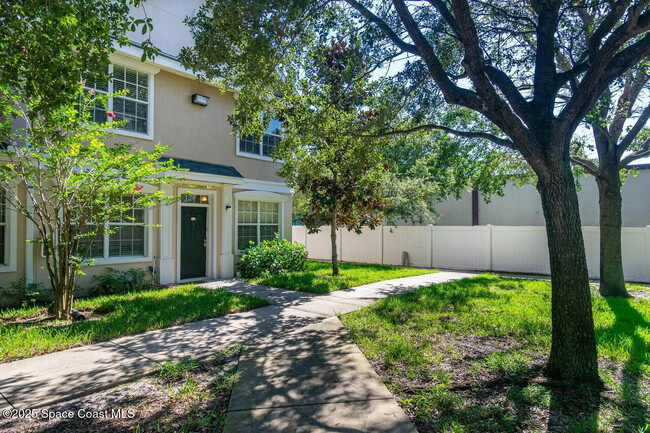 105 Colibri Way in Melbourne, FL - Building Photo - Building Photo