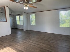 605 Rd 5816 in Cleveland, TX - Building Photo - Building Photo