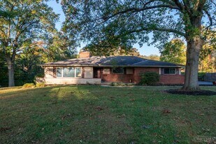 5900 Donjoy Dr, Unit 608 in Cincinnati, OH - Building Photo