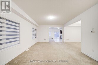 319 Ridley Cres in Southgate, ON - Building Photo - Building Photo