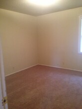 11602 E Lexington Ave in Sugar Creek, MO - Building Photo - Building Photo