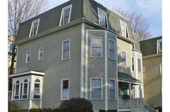 294 Chestnut Ave, Unit #1 in Boston, MA - Foto de edificio - Building Photo