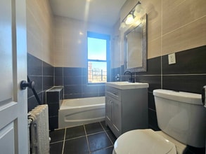 600 Salem Ave, Unit D5 in Elizabeth, NJ - Building Photo - Building Photo