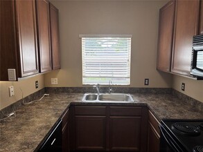 2850 Retreat View Cir in Sanford, FL - Building Photo - Building Photo