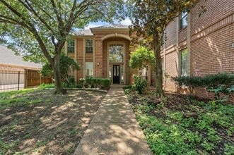 12 Park Pl in Mansfield, TX - Building Photo - Building Photo