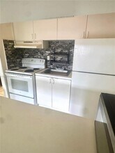 291 NW 177th St in Miami, FL - Building Photo - Building Photo