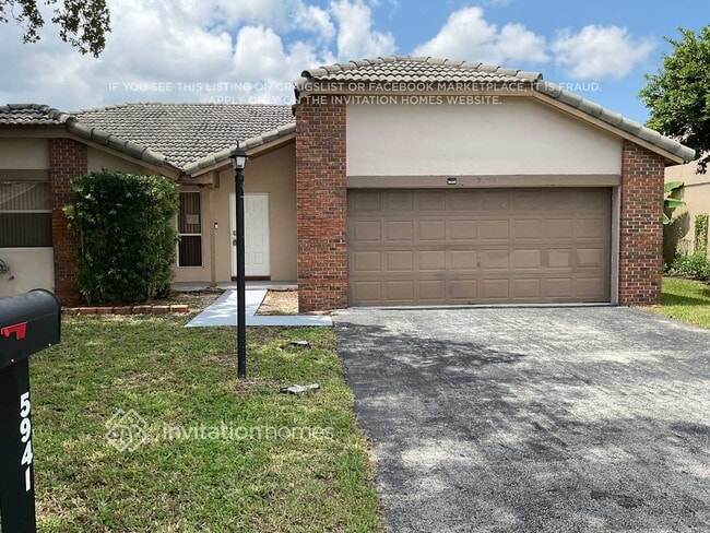 property at 5941 York Ln