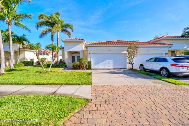 8657 Villanova Dr in Cape Canaveral, FL - Building Photo - Building Photo