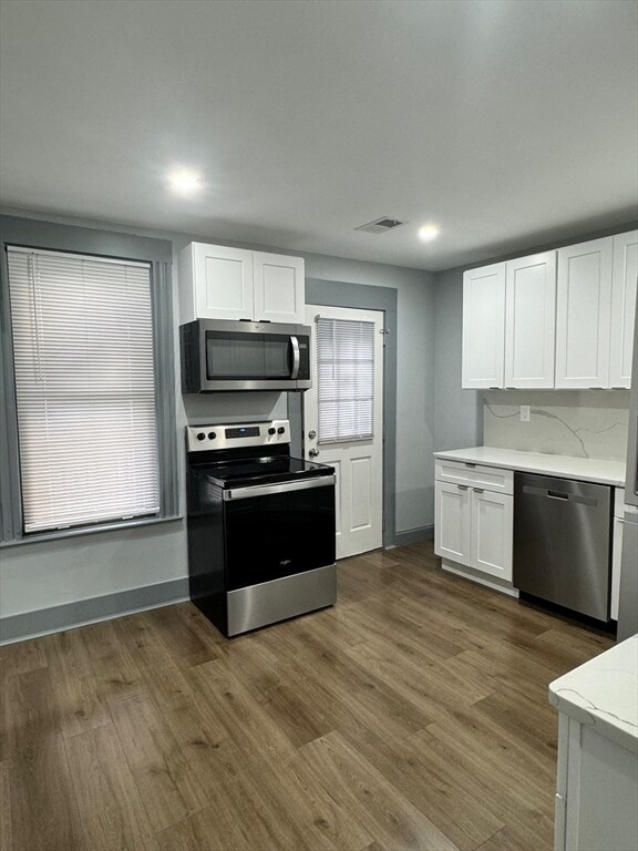 168 Putnam St, Unit #1 in Boston, MA - Building Photo - Building Photo