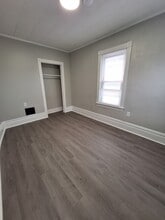 326 Washington St in Latrobe, PA - Foto de edificio - Building Photo