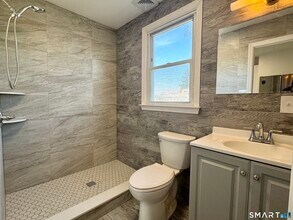 41 Young Dixon Way in Stamford, CT - Building Photo - Building Photo