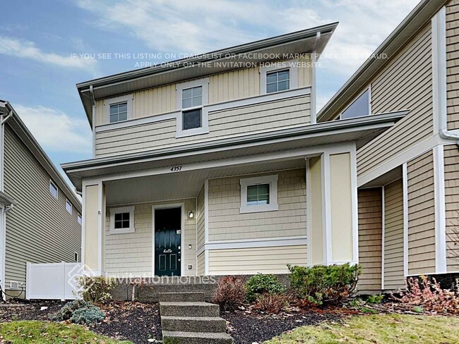 property at 4351 Crestone St NE