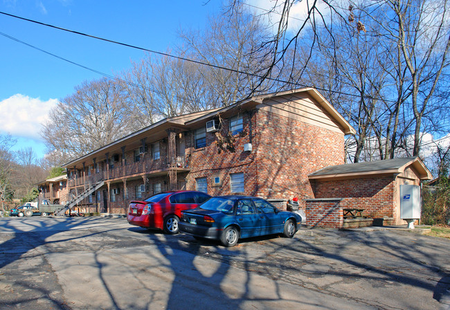 Westview Apartments in Knoxville, TN - Foto de edificio - Building Photo