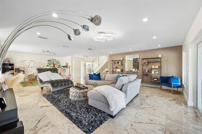5901 SW 56th Ter in South Miami, FL - Building Photo - Building Photo