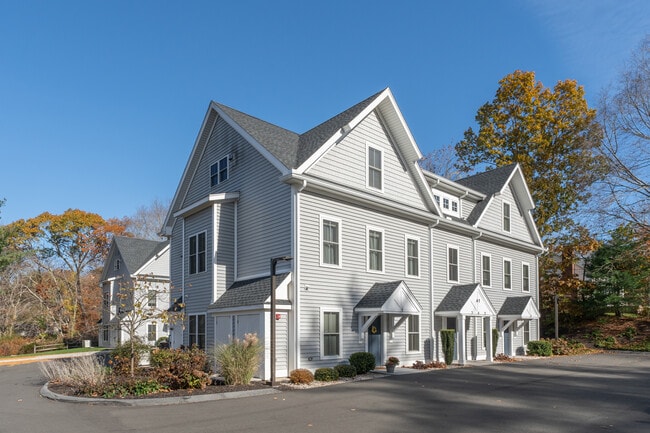 41 Cottage Rd