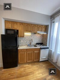 1330 Commonwealth Ave photo'