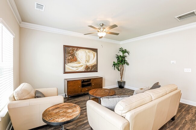 83 Hidden Oak Dr in Dawsonville, GA - Building Photo - Building Photo