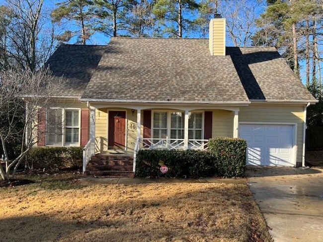 111 Brook Hollow Ct in Cary, NC - Building Photo - Building Photo