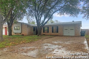 800 Brooks Ave in Schertz, TX - Building Photo - Building Photo