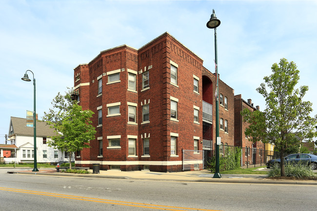 Harp Apartments in Cleveland, OH - Building Photo - Building Photo