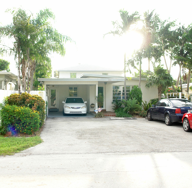 1040 NE 16th Ave in Fort Lauderdale, FL - Building Photo - Building Photo