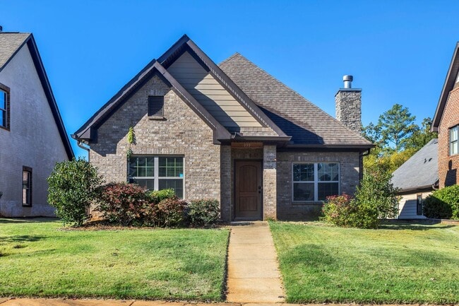 property at 999 Starr Ct