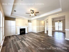 7515 Starvalley Dr in Charlotte, NC - Building Photo - Building Photo