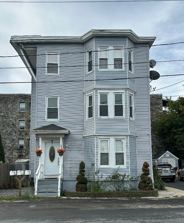8 Federal St in Haverhill, MA - Building Photo
