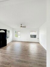 11914 Kingslake Forest Dr in Houston, TX - Building Photo - Building Photo