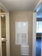 4710 Airport Blvd in Houston, TX - Building Photo - Building Photo