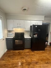 1527 Kenton St in Bowling Green, KY - Building Photo - Building Photo