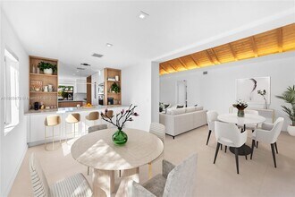 120 NE 49th St in Miami, FL - Building Photo - Building Photo