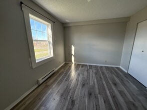 151 Queen St in Fredericton, NB - Building Photo - Building Photo