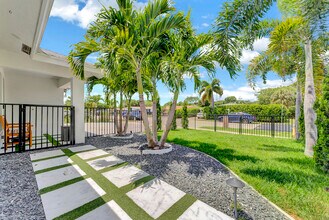 413 SW 15th Ave in Delray Beach, FL - Building Photo - Building Photo