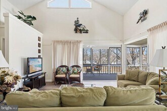 18530 Drayton Hall Rd in Lewes, DE - Building Photo - Building Photo