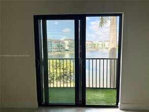 4636 NW 84th Ave, Unit 38 in Doral, FL - Building Photo - Building Photo