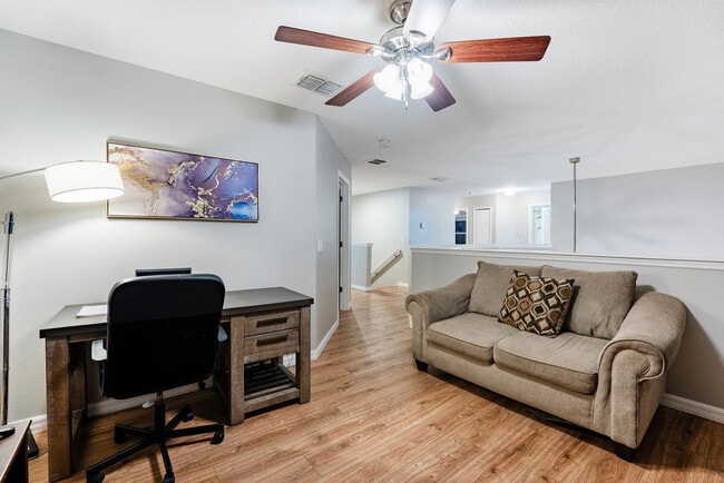 620 Orange Cosmos Blvd in Davenport, FL - Foto de edificio - Building Photo