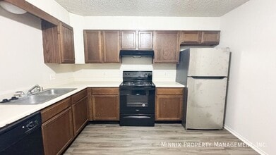 5802 6th St in Lubbock, TX - Building Photo - Building Photo