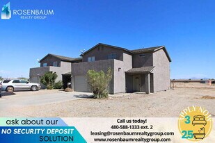 13211 S Kin Cir in Arizona City, AZ - Building Photo