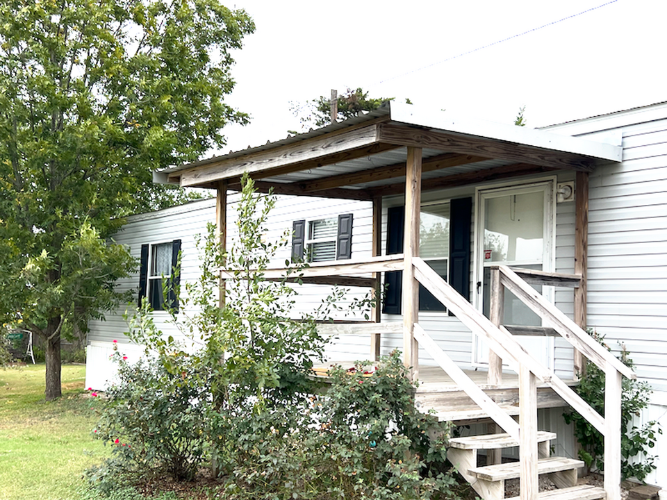 5620 Old Dallas Rd in Elm Mott, TX - Building Photo