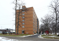 Waterstone Place Apartments in Warren, OH - Foto de edificio - Building Photo