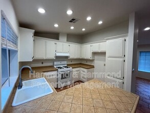 161 Heavenly Valley Rd in Newbury Park, CA - Building Photo - Building Photo