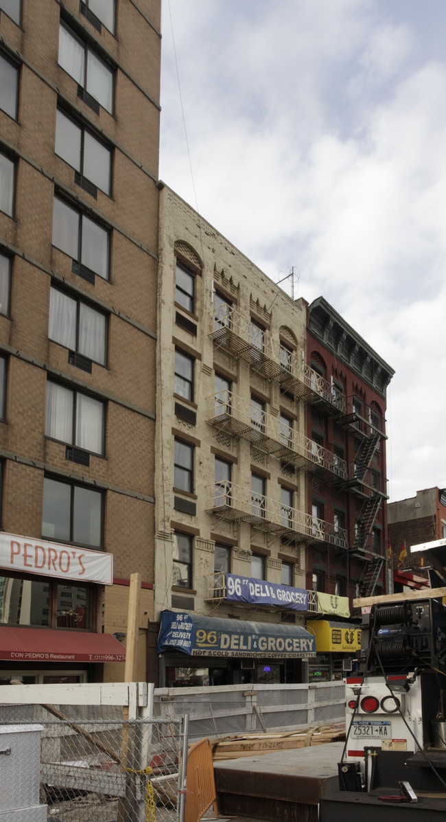 1867 Second Ave in New York, NY - Building Photo - Building Photo