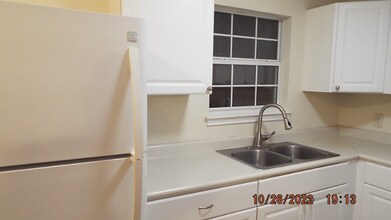 141 Julia Helen Dr in San Antonio, TX - Building Photo - Building Photo