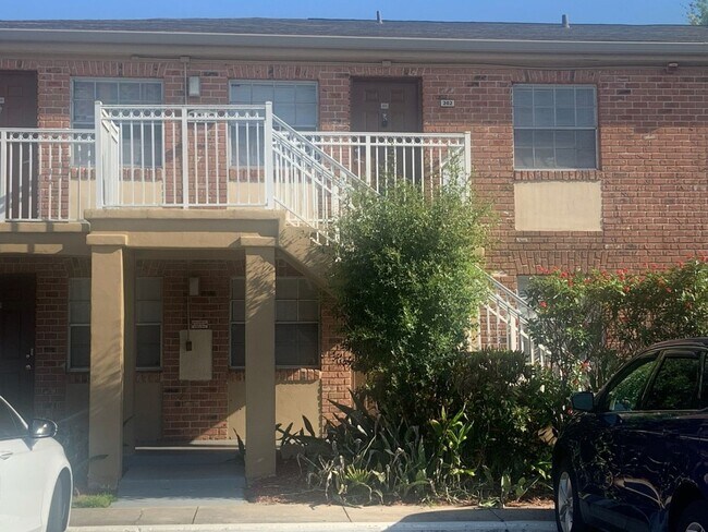 2422 Branch Way in Maitland, FL - Foto de edificio - Building Photo
